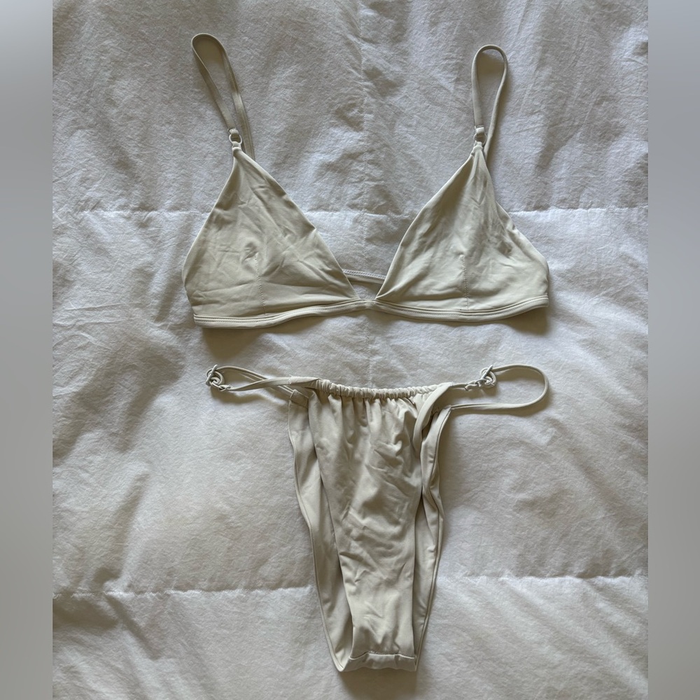 Stone Fox Swim Ivory Bikini Set L